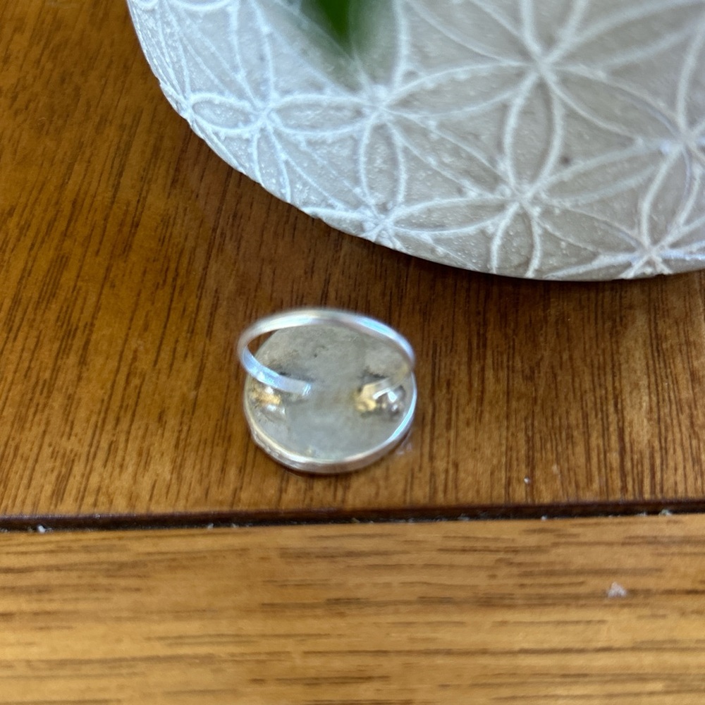 Vintage Native American Sterling Silver Turquoise Inlay Ring - Picture 6 of 6